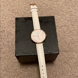 Accessories - brand new Daniel Wellington watch Accessories - brand new Daniel Wellington watch